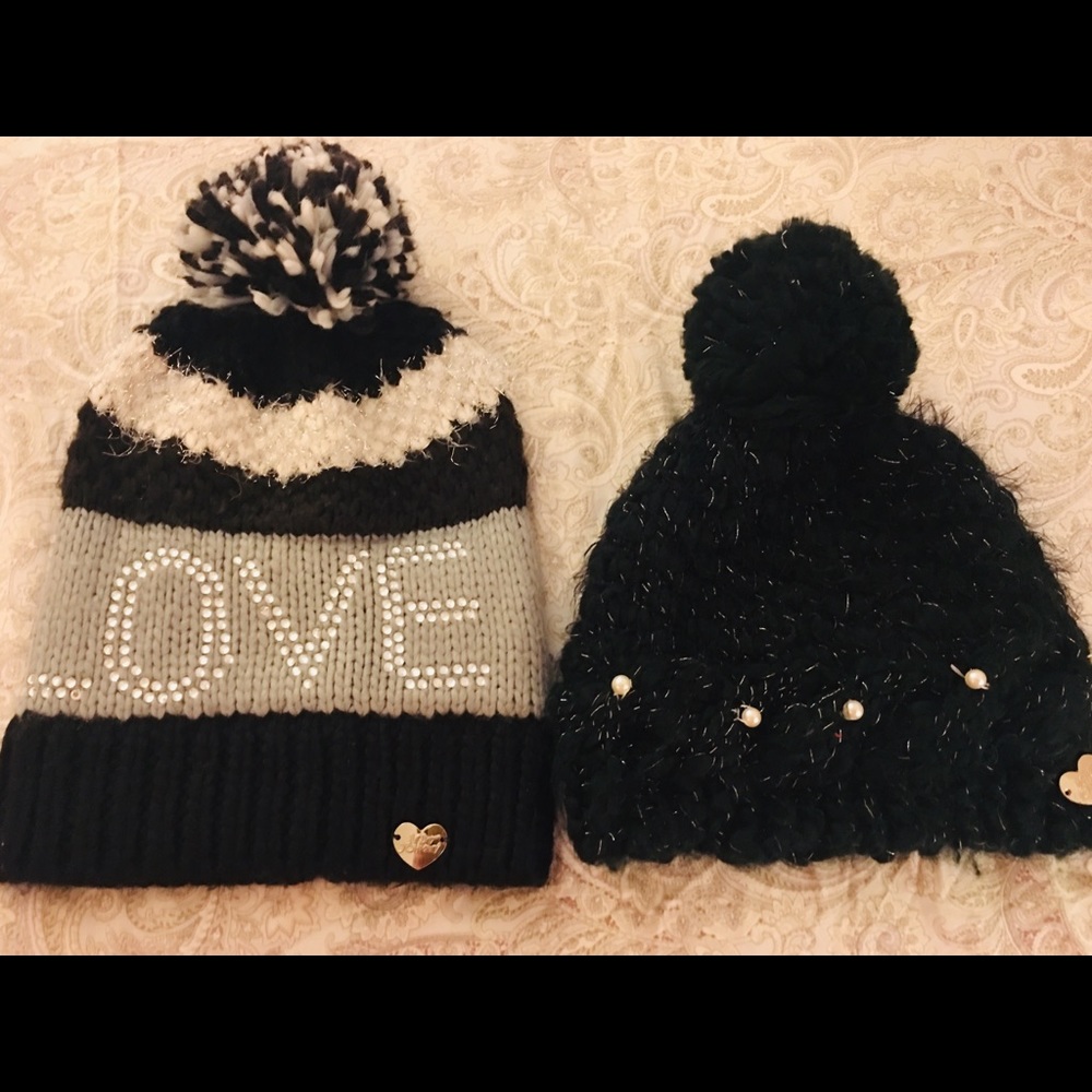 Bundle Betsy Johnson winter hat